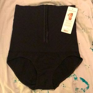 Belly Bandit c-section undies NWT
